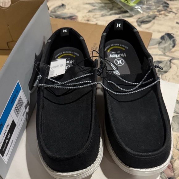 Hurley Men's Black Canvas Slip-On Loafers - Picture 1 of 9